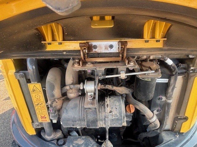 2022 New Holland E37 Image 3