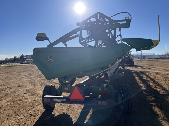 Used 2025 John Deere HDR 50 Combine Platforms at Horizon Ag & Turf in High Prairie, AB - Photo4