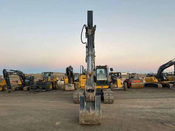 2021 John Deere 200G
