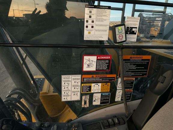 2021 John Deere 200G