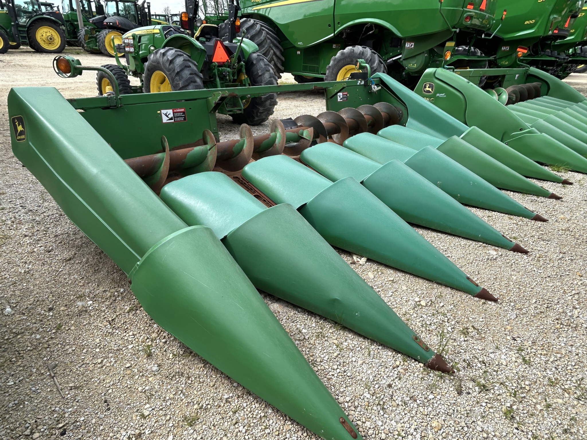  1996 John Deere 693 at Heritage Tractor in Freeport, IL