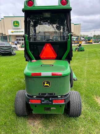 Used 2011 John Deere 1545 Commercial Front Mowers at Horizon Ag & Turf in Edmonton West, AB - Photo6