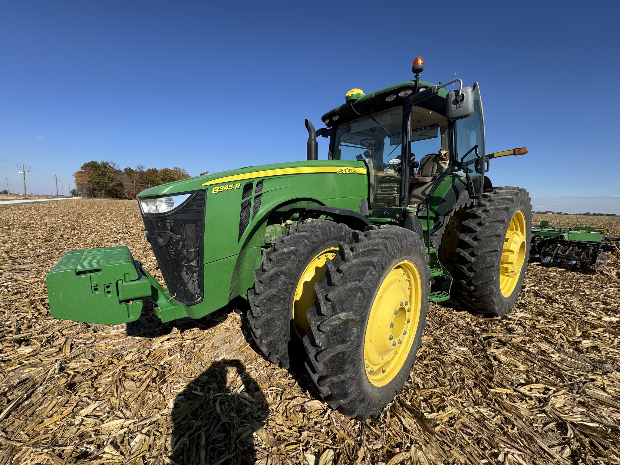 2016 John Deere 8345R Image 16