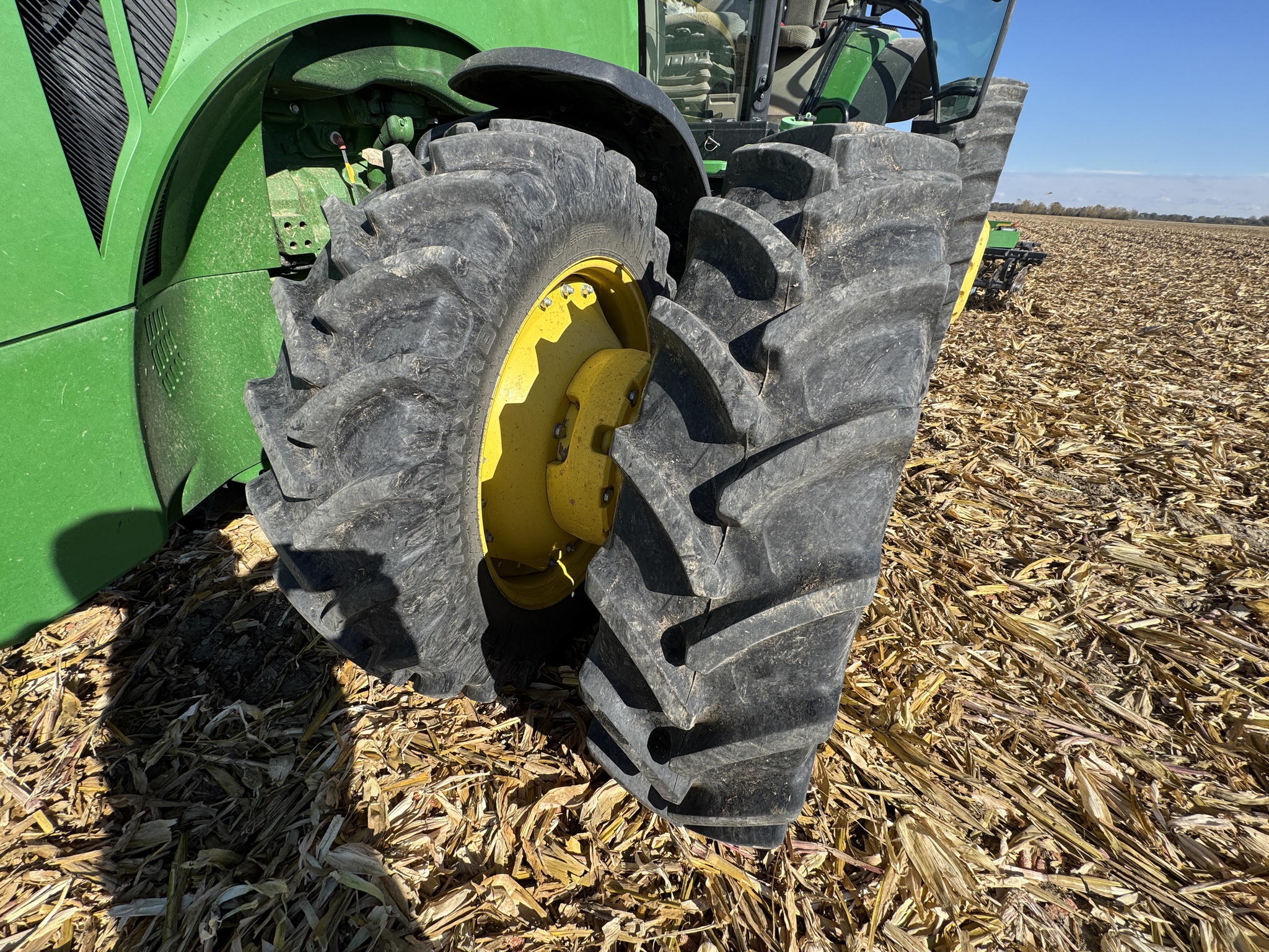 2016 John Deere 8345R Image 17