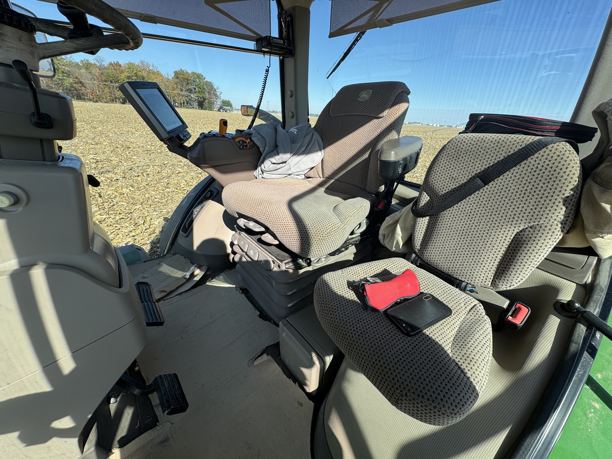 2016 John Deere 8345R Image 27