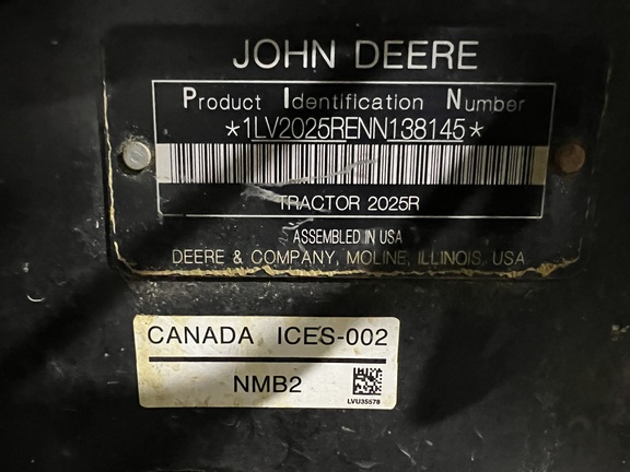 2022 John Deere 2025R - Photo23