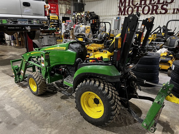2022 John Deere 2025R - Photo2