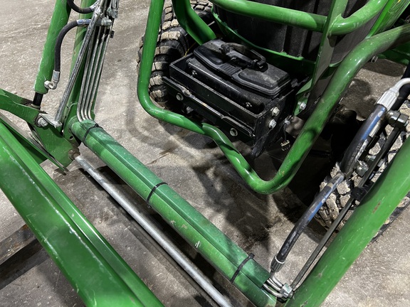 2022 John Deere 2025R - Photo15