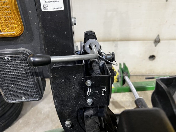 2022 John Deere 2025R - Photo14