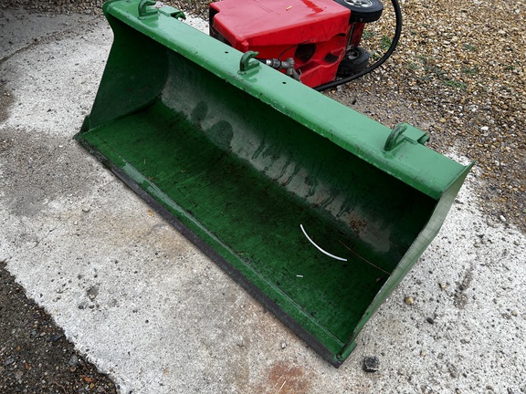 2022 John Deere 2025R - Photo5