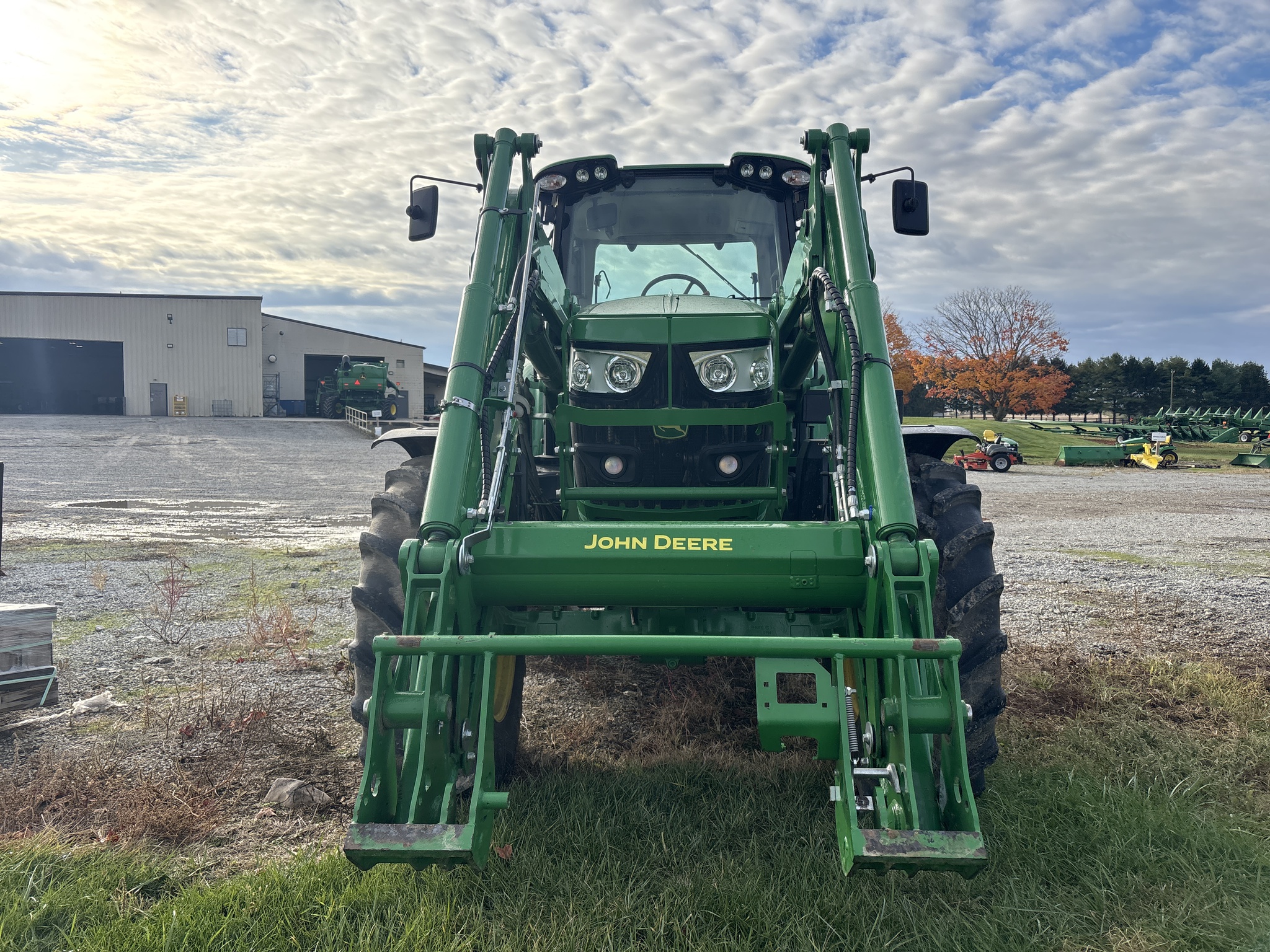 Used 2022 John Deere 6155M Row Crop Tractors at Koenig Equipment in Urbana, OH - PhotoXL3