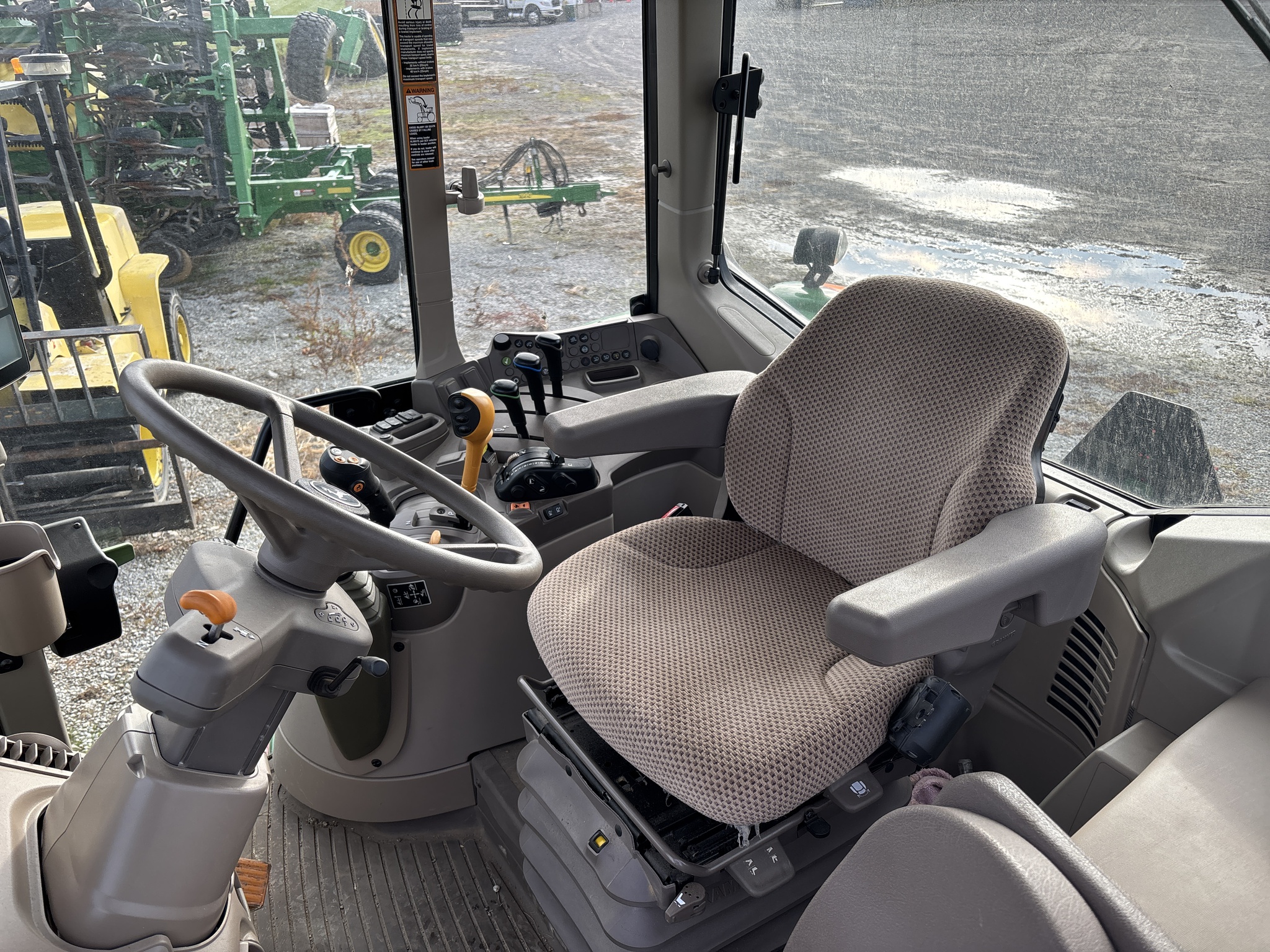 Used 2022 John Deere 6155M Row Crop Tractors at Koenig Equipment in Urbana, OH - PhotoXL18