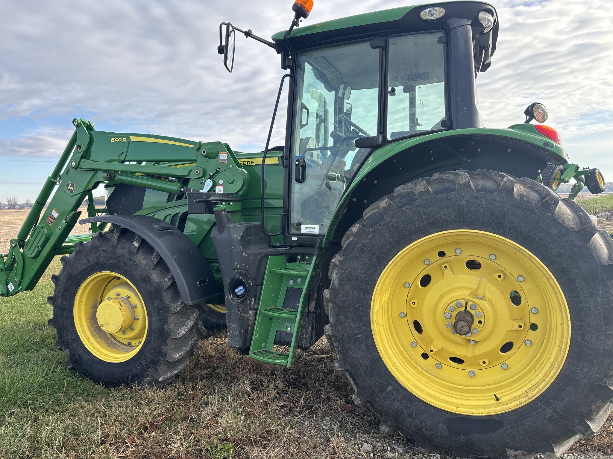 Used 2022 John Deere 6155M Row Crop Tractors at Koenig Equipment in Urbana, OH - PhotoXL2