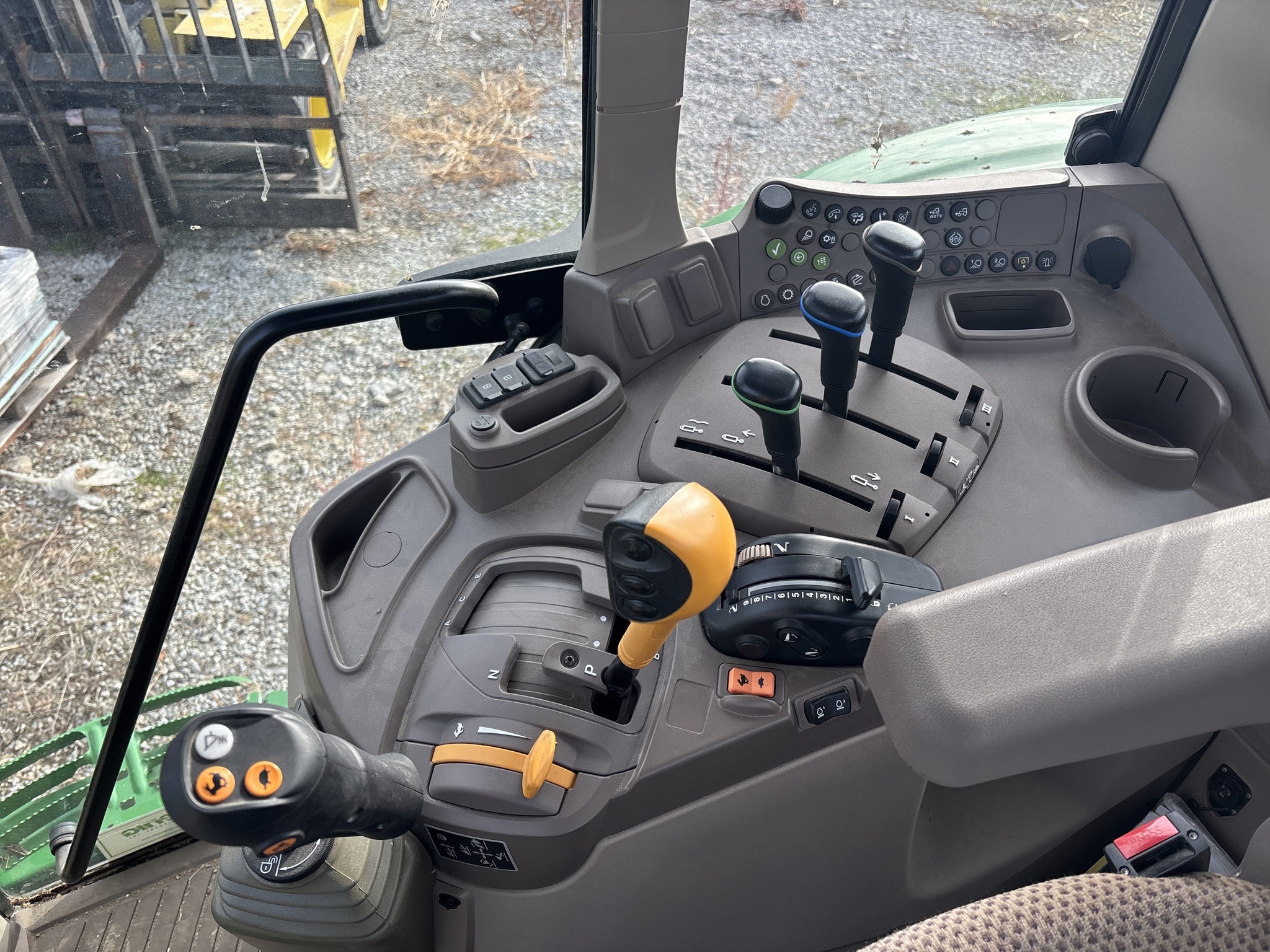 Used 2022 John Deere 6155M Row Crop Tractors at Koenig Equipment in Urbana, OH - PhotoXL17