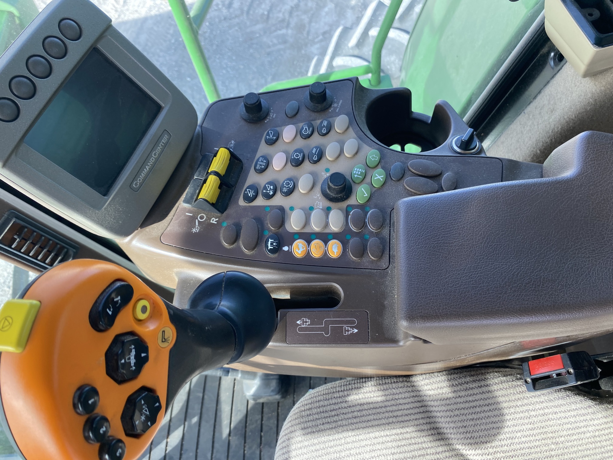 2010 John Deere 9570 STS Image 9