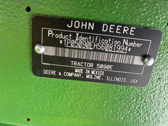 2025 John Deere 5090E - Photo34