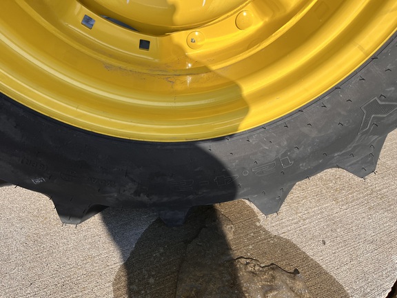 2025 John Deere 5090E - Photo11