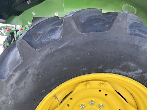 2025 John Deere 5090E - Photo17