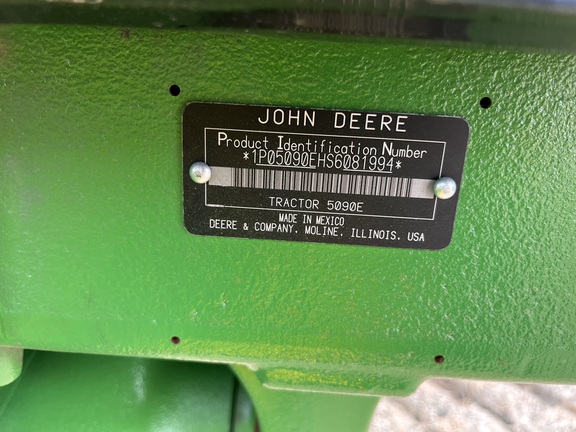 2025 John Deere 5090E - Photo44