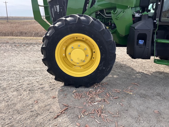 2025 John Deere 5090E - Photo10