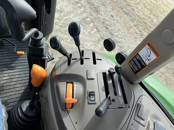 2025 John Deere 5090E - Photo43