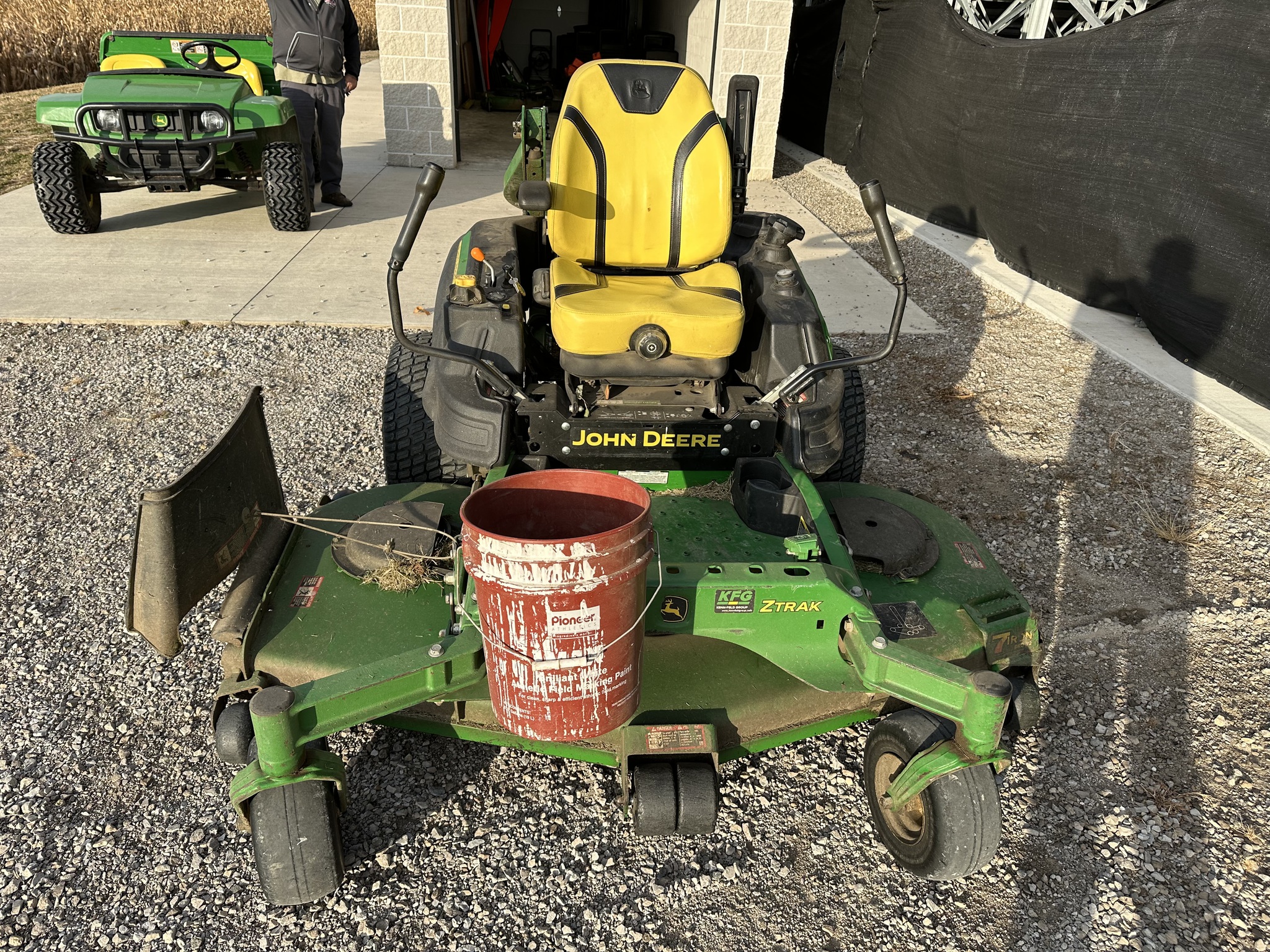 2019 John Deere Z950R Image 8