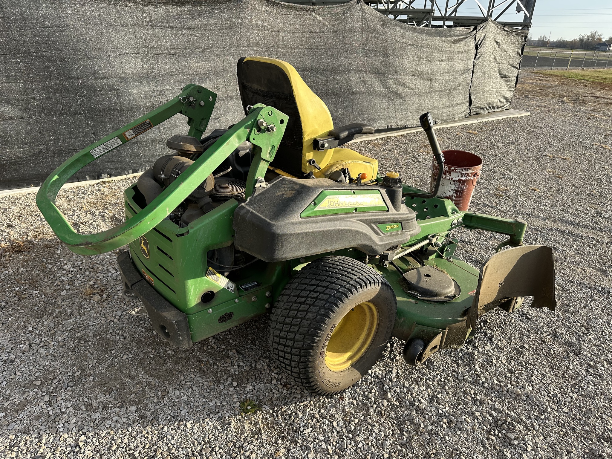 2019 John Deere Z950R Image 5