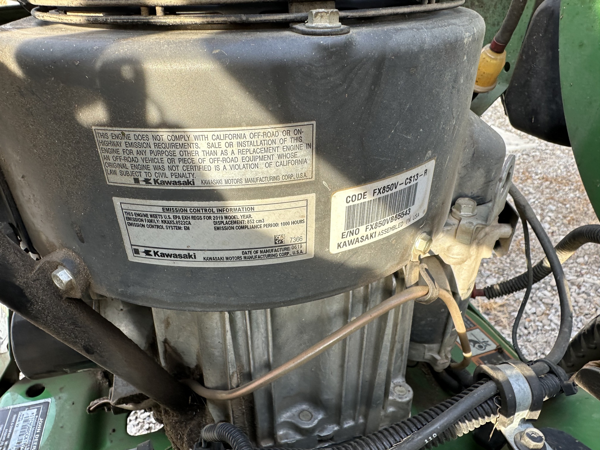 2019 John Deere Z950R Image 16