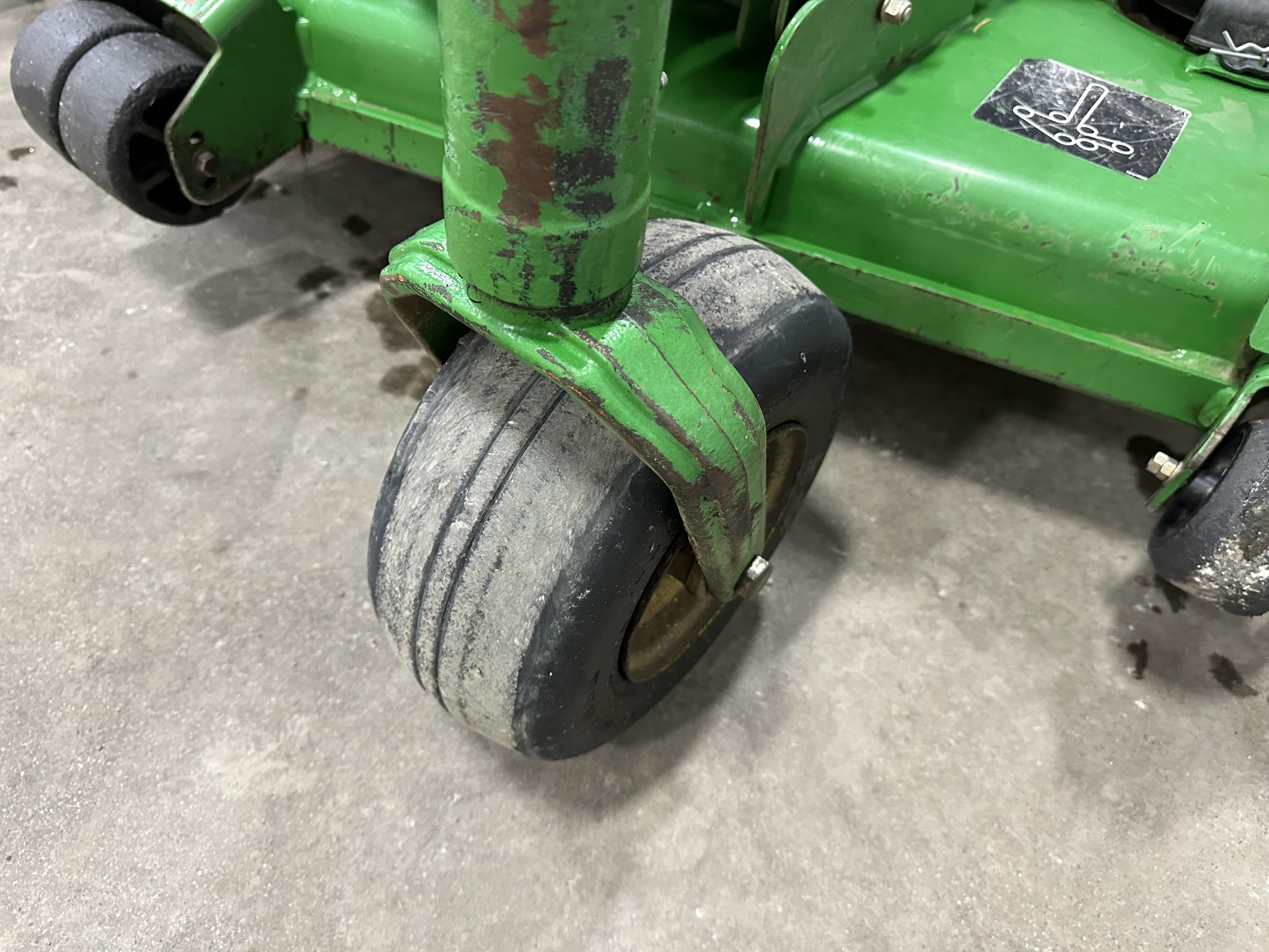 2019 John Deere Z950R Image 11