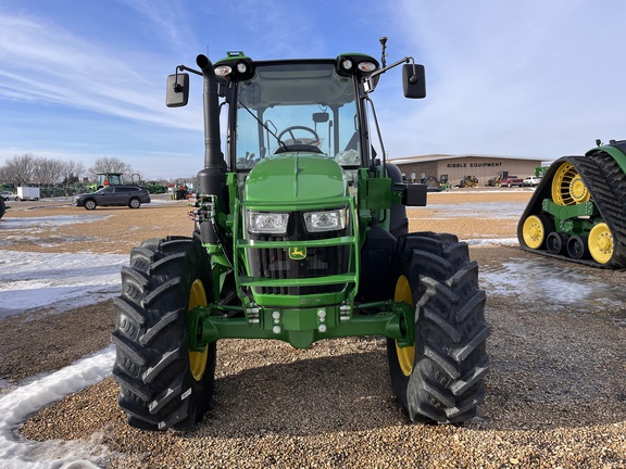 2025 John Deere 5095M - Photo2