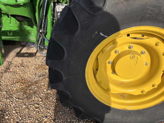 2025 John Deere 5095M - Photo13
