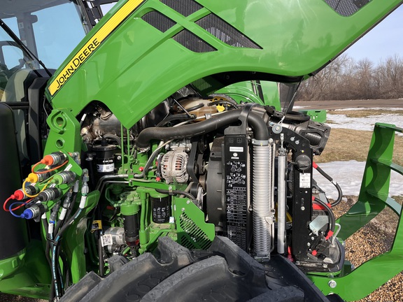 2025 John Deere 5095M - Photo23