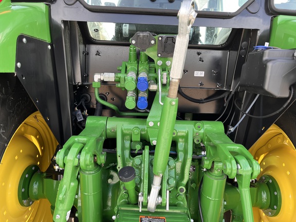 2025 John Deere 5095M - Photo25
