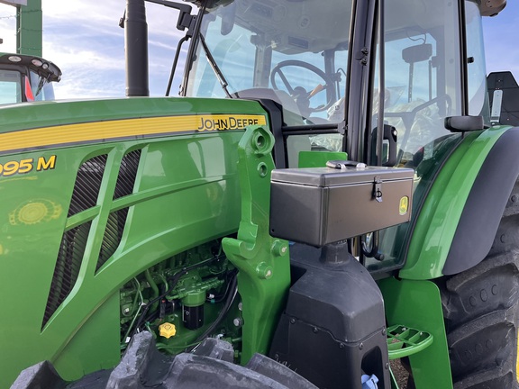 2025 John Deere 5095M - Photo29