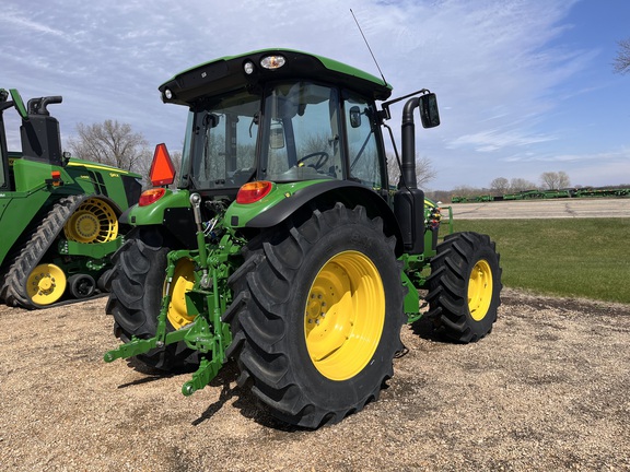 2025 John Deere 5095M - Photo5