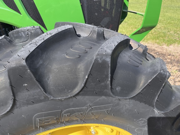 2025 John Deere 5095M - Photo14