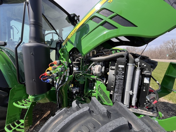 2025 John Deere 5095M - Photo24