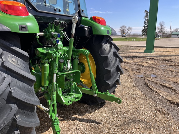 2025 John Deere 5095M - Photo30