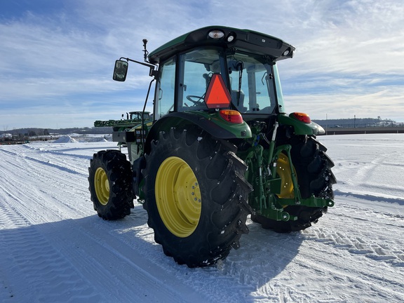 2025 John Deere 5095M - Photo8