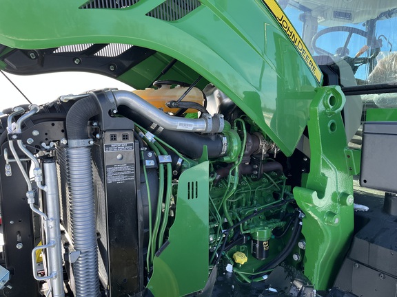 2025 John Deere 5095M - Photo23