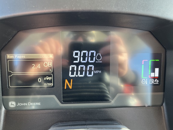 2025 John Deere 5095M - Photo32