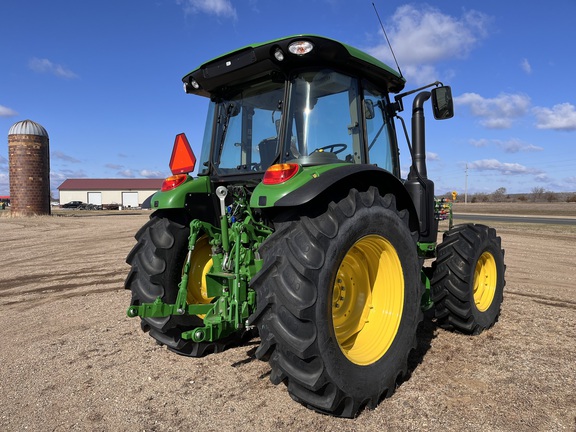 2025 John Deere 5095M - Photo6