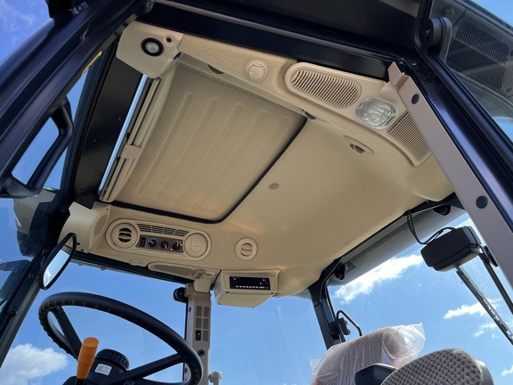 2025 John Deere 5095M - Photo32