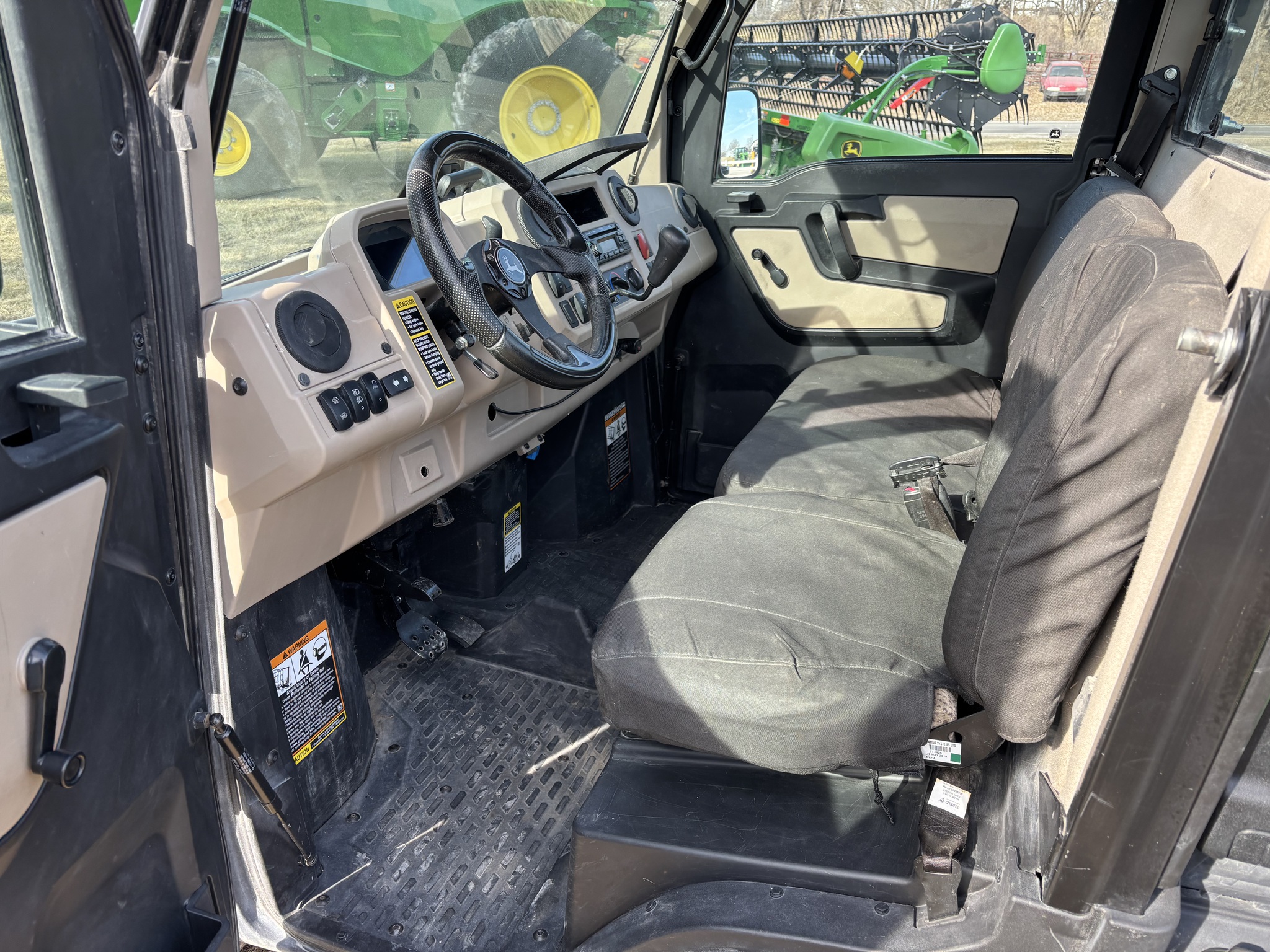  2019 John Deere XUV 835R at Heritage Tractor in Atchison, KS