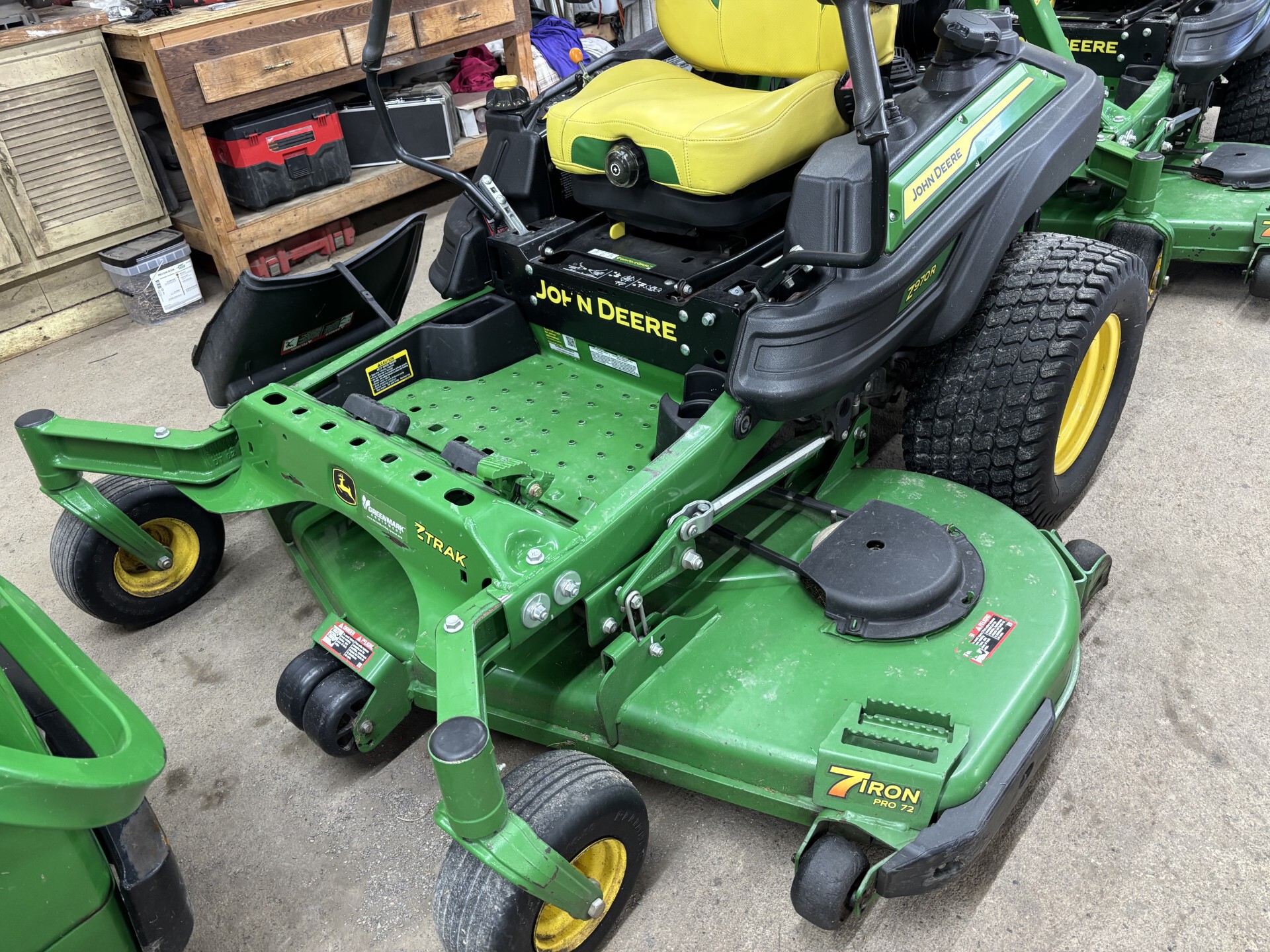 2022 John Deere Z970R Image 2