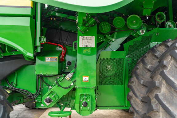 Used 2023 John Deere S770 Combines at Koenig Equipment in Anna, OH - Photo17