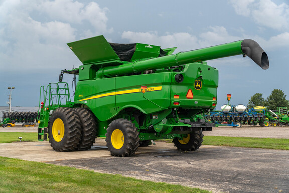 Used 2023 John Deere S770 Combines at Koenig Equipment in Anna, OH - Photo2