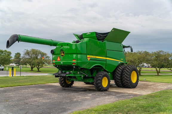 Used 2023 John Deere S770 Combines at Koenig Equipment in Anna, OH - Photo4