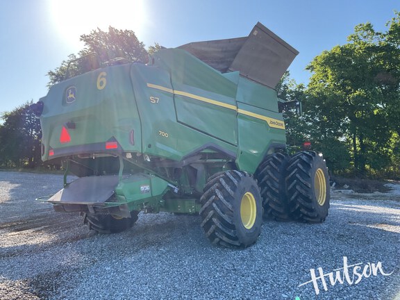 Photo of 2025 John Deere S7 700
