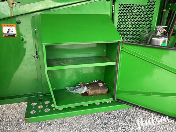 Photo of 2025 John Deere S7 700